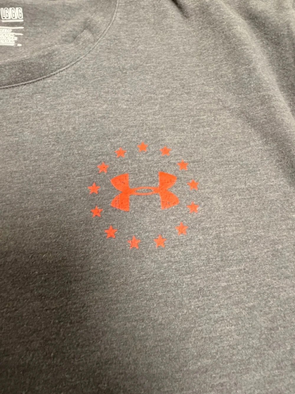 Under Armour Freedom Flag T-Shirt Men’s Large Gray Red Graphic Wounded Warrior - Picture 6 of 10